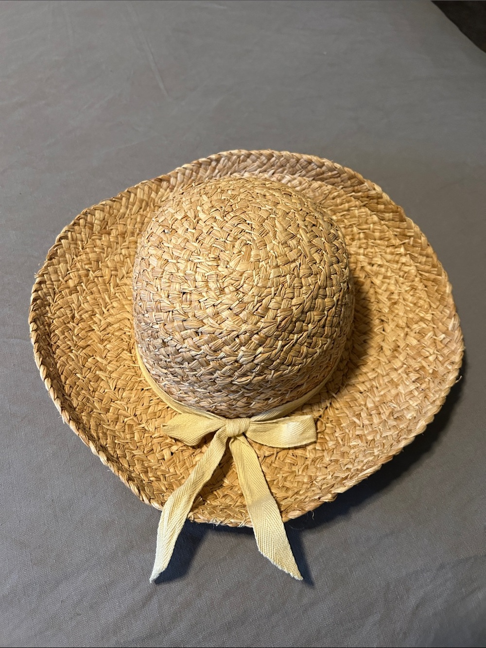 Lack Of Color Natural Straw Sun Hat with Yellow Bow